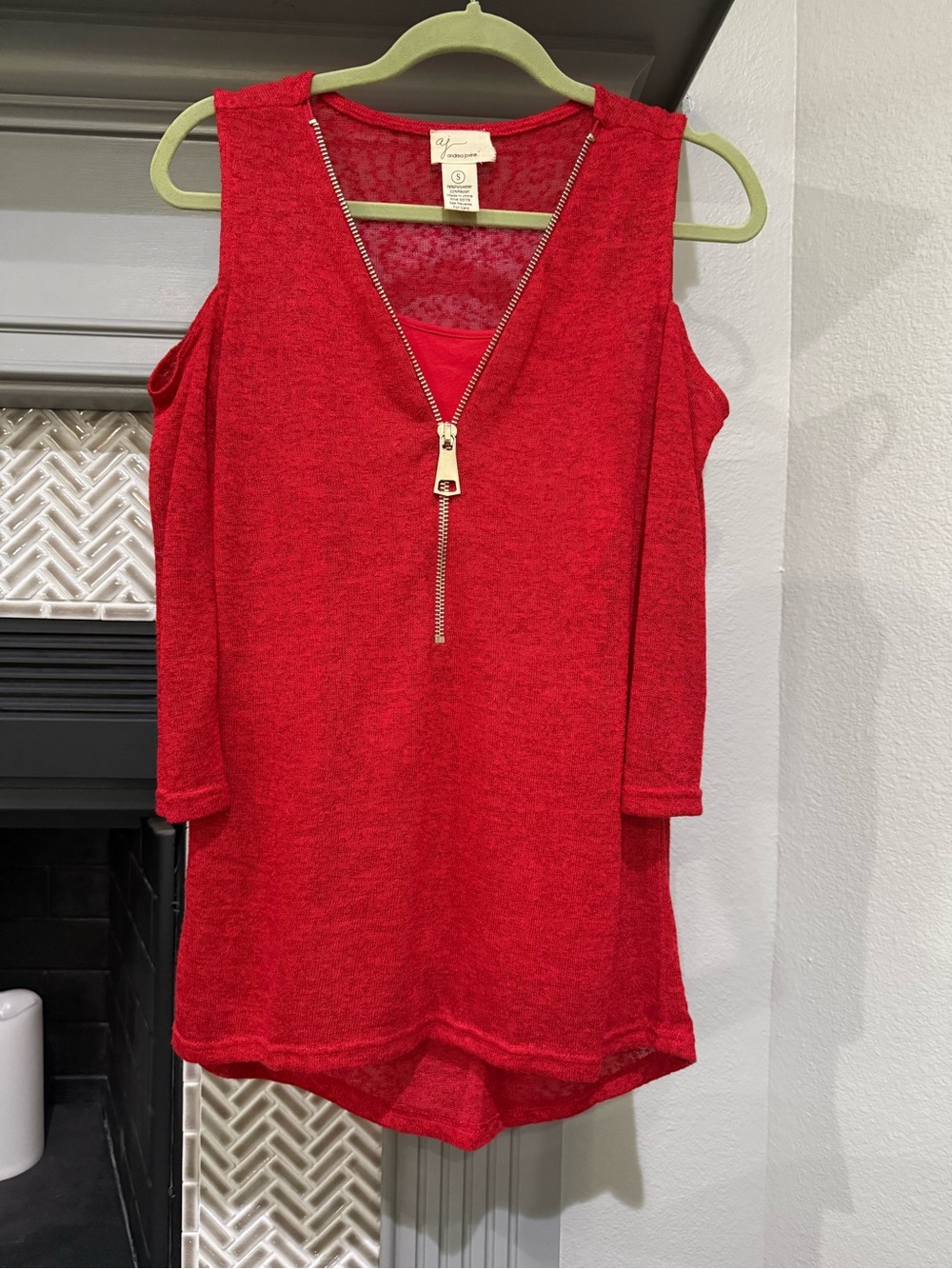 Women’s Red Cold-Shoulder V-Neck Tunic with Zip Detail